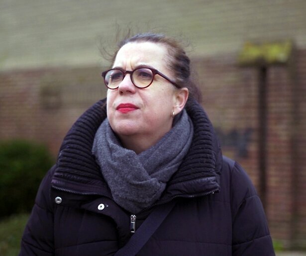 Francis van Broekhuizen in I Can See Your Voice Kerst: 'Heerlijk om kerstliedjes te zingen'