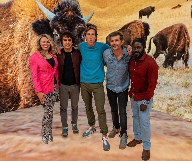 Freek Vonk debuteert met zijn nieuwe zaterdagavondshow Freeks Saturday Night Safari