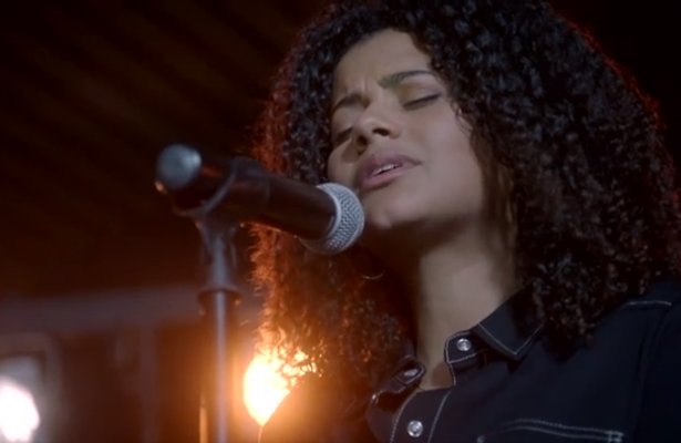 Stephanie van Eer scoort met ontroerend GTST-liedje In Jouw Hart