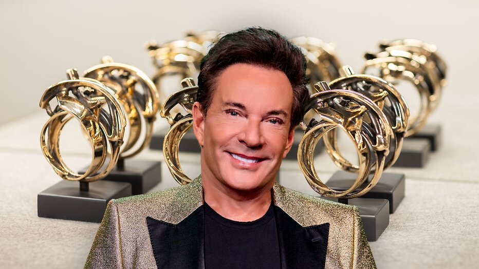 Gerard Joling won de prijs in 2025 met zijn vlog