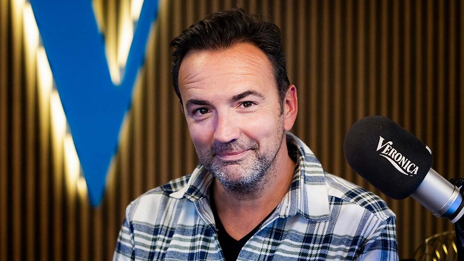 Gerard Ekdom en nog heel veel andere BN'ers te zien in het nieuwe seizoen van De Kist