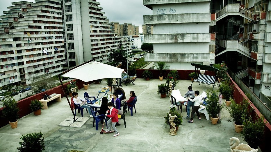 Maffiaflats uit Gomorra tegen de vlakte