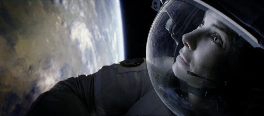 Zweef door de ruimte met Sandra Bullock Zweef door de ruimte met Sandra Bullock