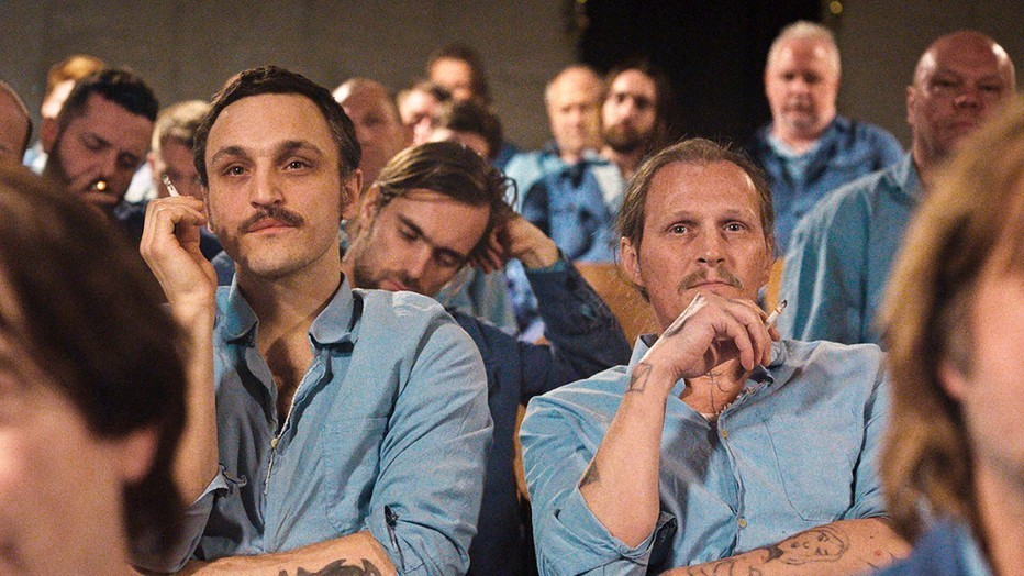 Franz Rogowski en Georg Friedrich in Grosse Freiheit