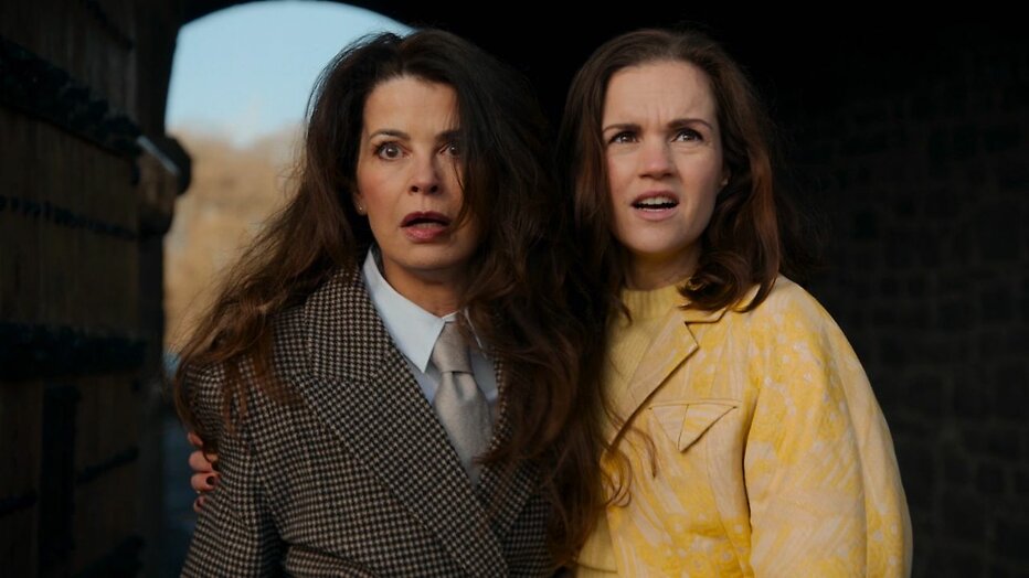 Caroline de Bruijn en Marly van der Velden voor GTST