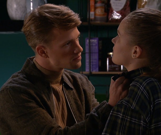 Komende week in GTST: Realiteitsloze romances en de wanstaltige wachttijd 