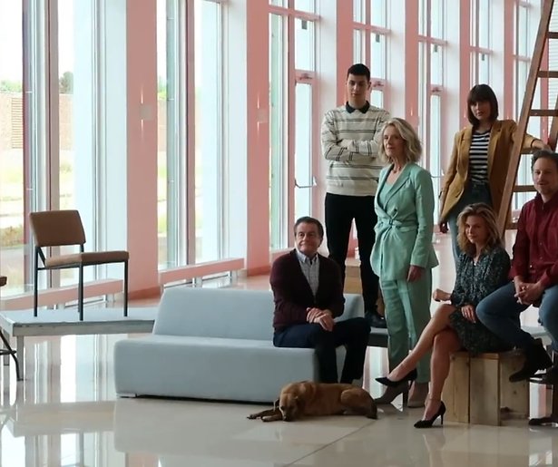 Castfoto jubileumseizoen GTST geheel coronaproof geschoten