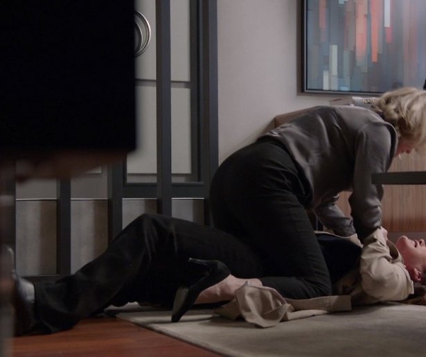 De TV van gisteren: GTST scoort ondanks voetbalgeweld