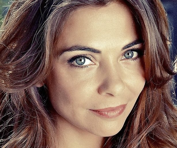 Georgina Verbaan in Dokter Tinus