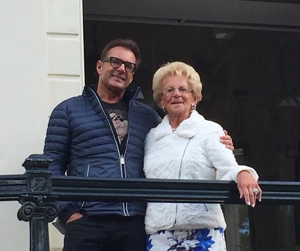 Moeder Gerard Joling getroffen door milde beroerte