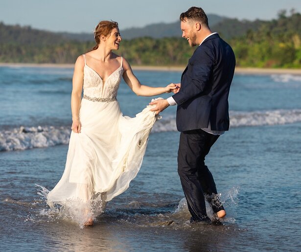 Zien: de eerste beelden van de nieuwe realityshow Gestrand op Honeymoon Island 