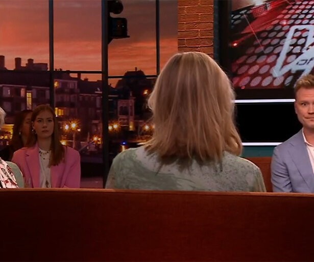 Kijkers kritisch over 360 graden-decor in Goedenavond Nederland