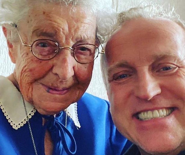 Gordon start met opnames tweede seizoen 100 jaar jong