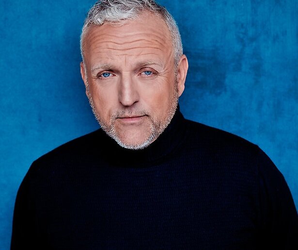 Gordon vliegt met deze prins naar Azerbeidzjan