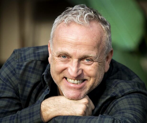 Gordon laat goedaardige tumor verwijderen