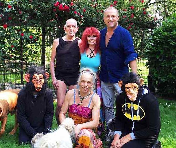 De eerste beelden van Gordon in Wonderland 