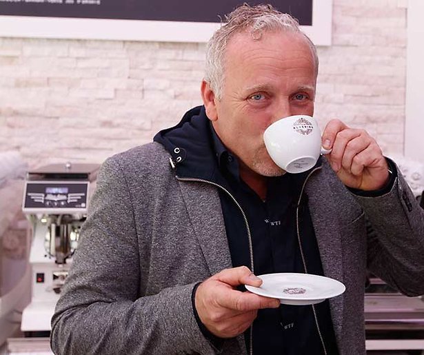 Gordon gaat burgers verkopen