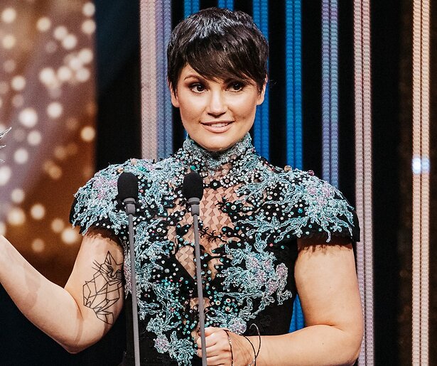 Linda Hakeboom maakt met haar verhaal indruk bij Jinek-kijkers