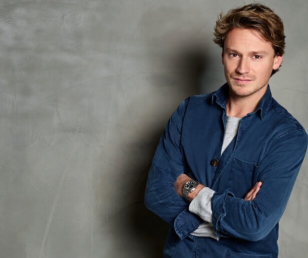 Sander Schimmelpenninck heeft interesse in de plek van Maarten van Rossem in De Slimste Mens
