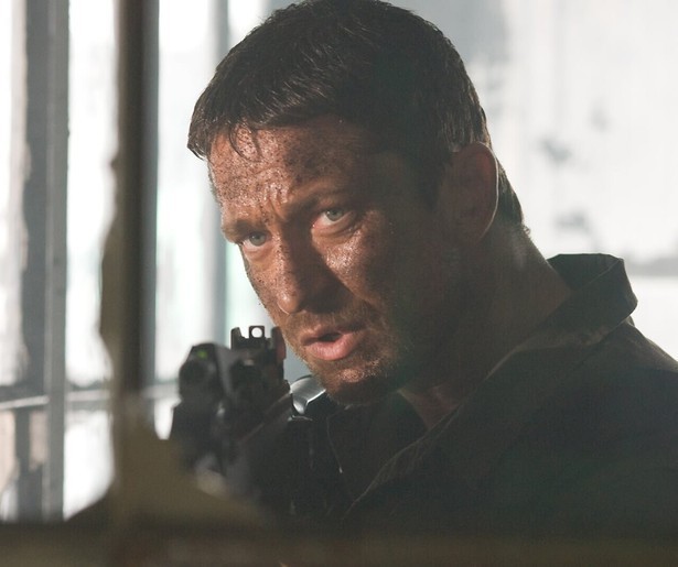 Gerard Butler vecht voor zijn leven in Gamer