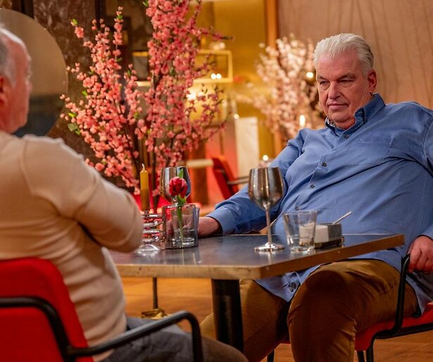 Boer Zoekt Vrouw-boeren doen mee aan Eating With My Enemy en het wordt niet gezellig