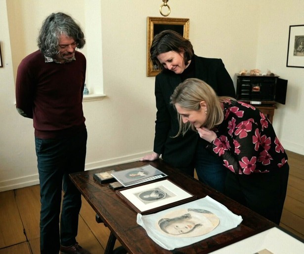 Diverse restaurators moeten aan de bak in slotaflevering Geheimen van het Museum