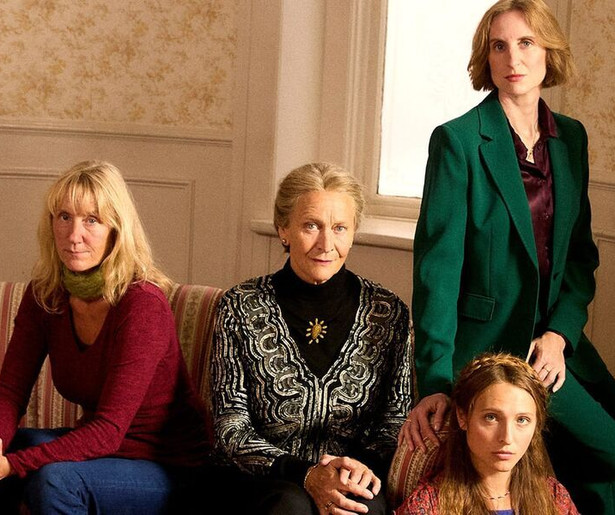 Martha's kleindochters doen opzienbarende ontdekkingen in Generations