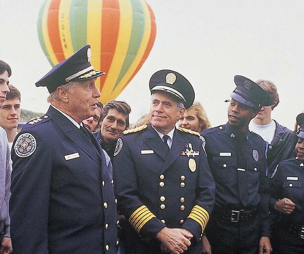 George Gaynes wil meer blauw op straat in Police Academy 4: Citizens on Patrol
