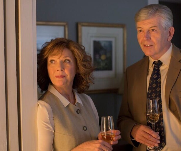 Heeft Christoph Waltz in de film Georgetown zijn vrouw vermoord?