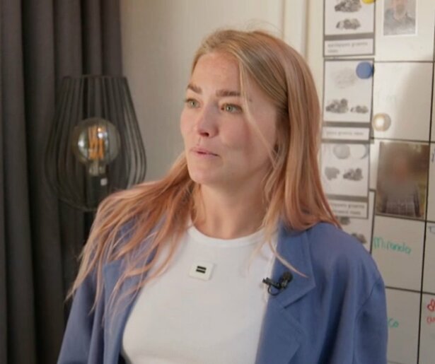 Geraldine neemt haar intrek in de woonboerderij van Sanne en Bas in Five Days Inside