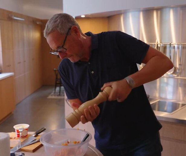 Nu te zien op Videoland: Kom Je Bij Me Eten? VIPS - De Verhulstjes