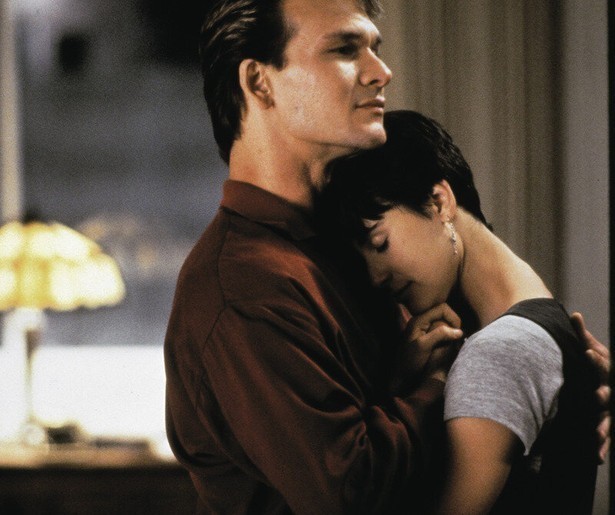 Patrick Swayze komt als geest op bezoek bij Demi Moore
