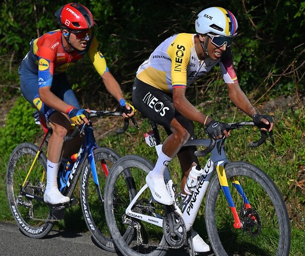 De rijders krijgen eindelijk met de eerste echte bergrit te maken in de Giro d'Italia