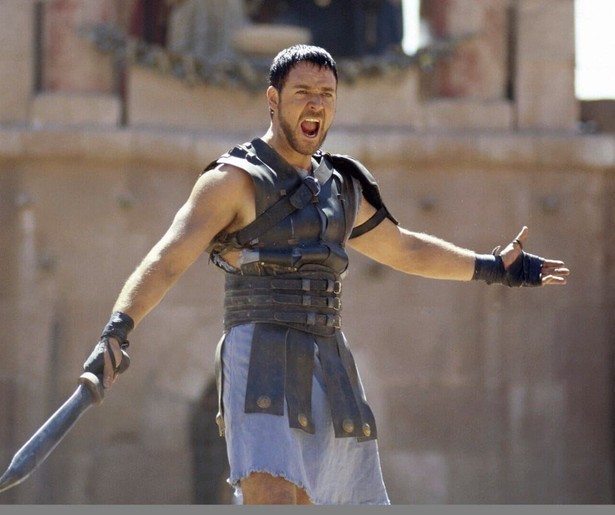 Russell Crowe wil zijn vrijheid terug en gaat daar in Gladiator ver in