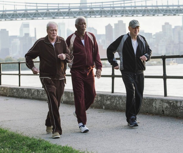 Morgan Freeman gaat op zijn oude dag een bank overvallen in Going in Style