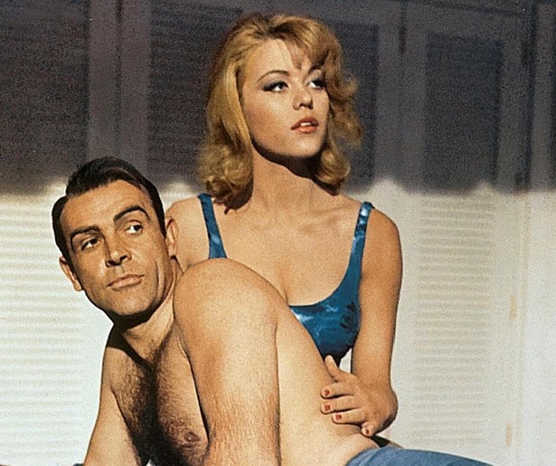 James Bond neemt het op tegen een doorgedraaide goudmagnaat in Goldfinger