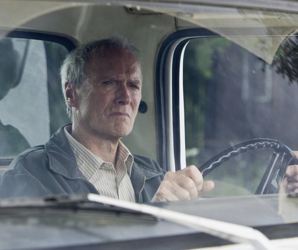 Clint Eastwood zit niet achter de geraniums in Gran Torino