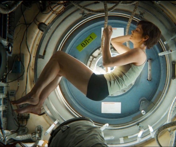 Zweef door de ruimte met Sandra Bullock en George Clooney in Gravity