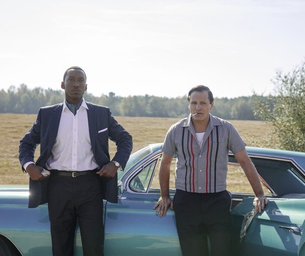 Viggo Mortensen rijdt Mahershala Ali door Amerika in Green Book