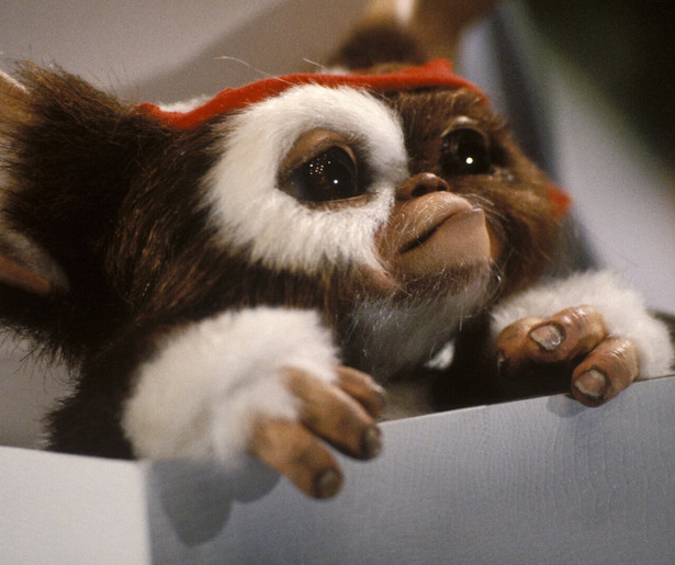 De kleine monsters zijn niet meer te stoppen in Gremlins 2: The New Batch