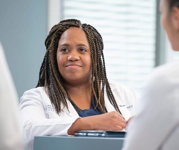 De deuren van de operatiekamer gaan weer open in Grey's Anatomy