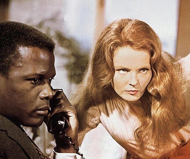 Sidney Poitier voldoet niet aan de verwachtingen van zijn schoonouders in Guess Who's Coming to Dinner