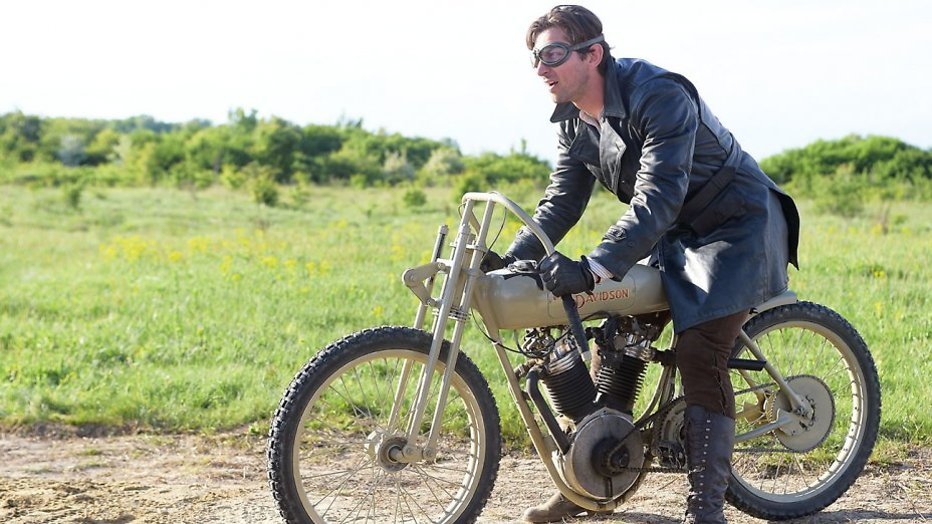 Kijktip: Michiel Huisman in Harley and the Davidsons