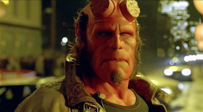 Ron Perlman strijdt tegen het kwaad Ron Perlman strijdt tegen het kwaad