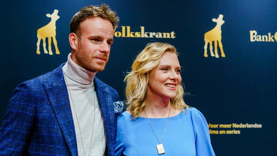 Henry van Loon en Jelka van Houten op de rode loper voor de première van Instinct.