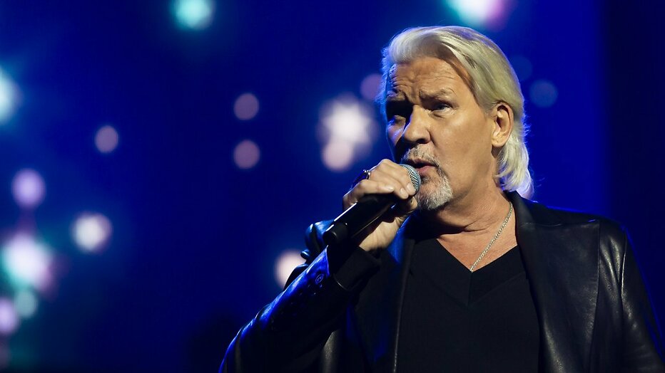 Johnny Logan tijdens Het Grote Songfestivalfeest Johnny Logan tijdens Het Grote Songfestivalfeest