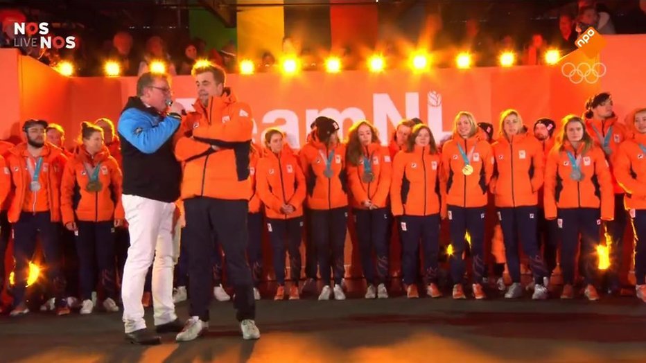 De TV van gisteren: 1,2 mijoen voor schreeuwerige huldiging Olympische sporters De TV van gisteren: 1,2 mijoen voor schreeuwerige huldiging Olympische sporters