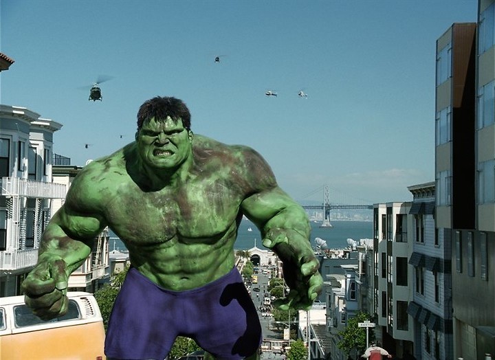 Eric Bana is groot, groen en boos Eric Bana is groot, groen en boos