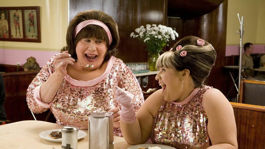 John Travolta en Nikki Blonsky in Hairspray John Travolta en Nikki Blonsky in Hairspray