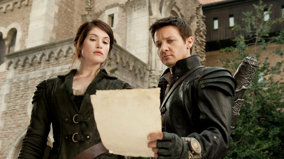 Gemma Arterton en Jeremy Renner in Hansel & Gretel: Witch Hunters